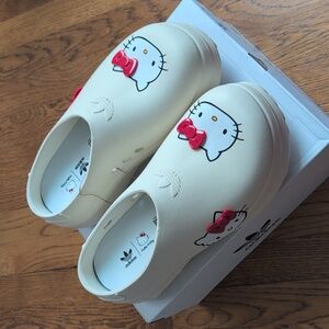 NIB Adidas Adifoam Stan Smith Hello Kitty 50th Anniversary Mules Women's Size 10